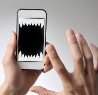 Am I Dumb for not Owning a Smartphone?