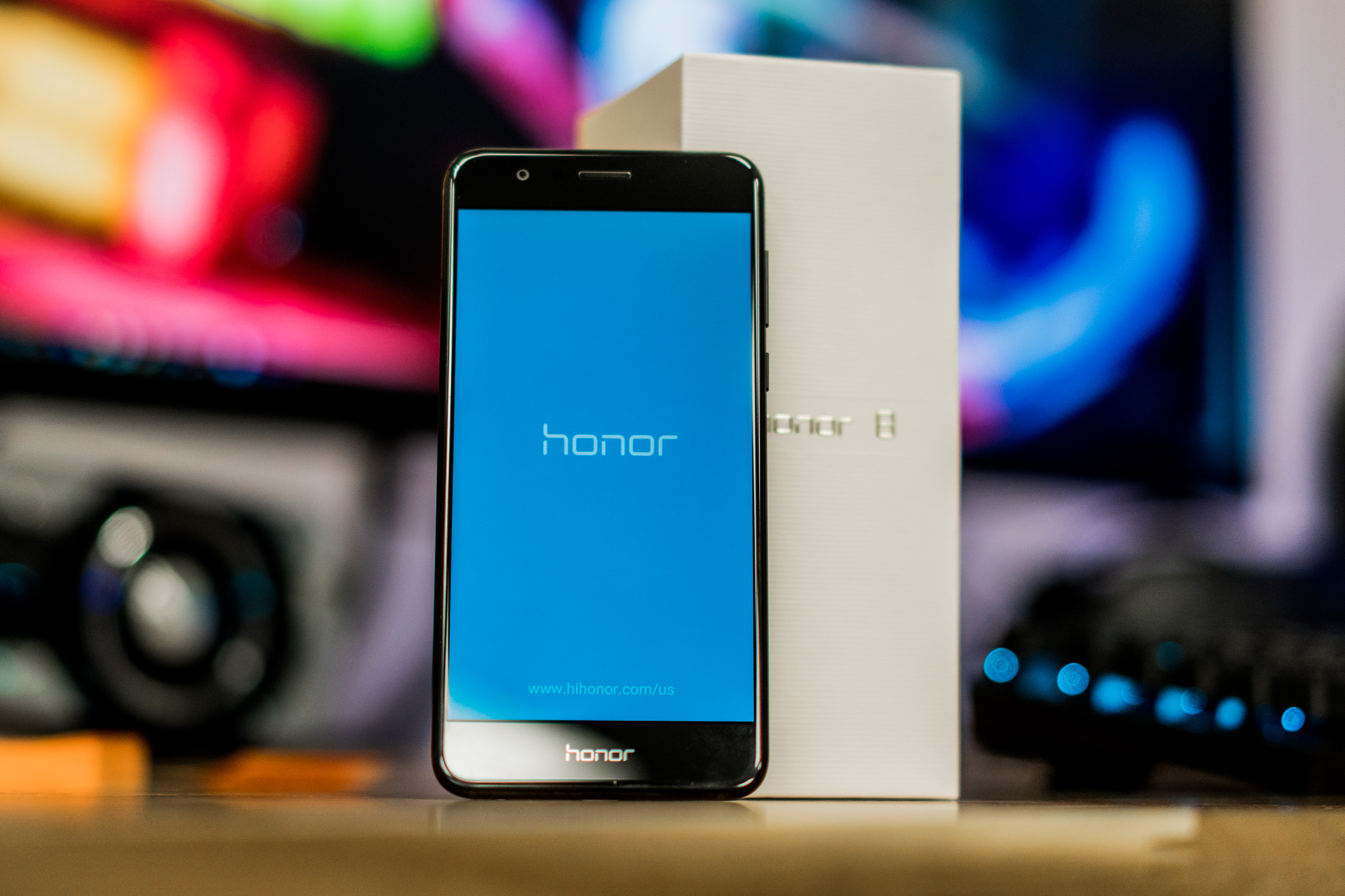 Hands-on: Huawei Honor 8 unlocked smart phone