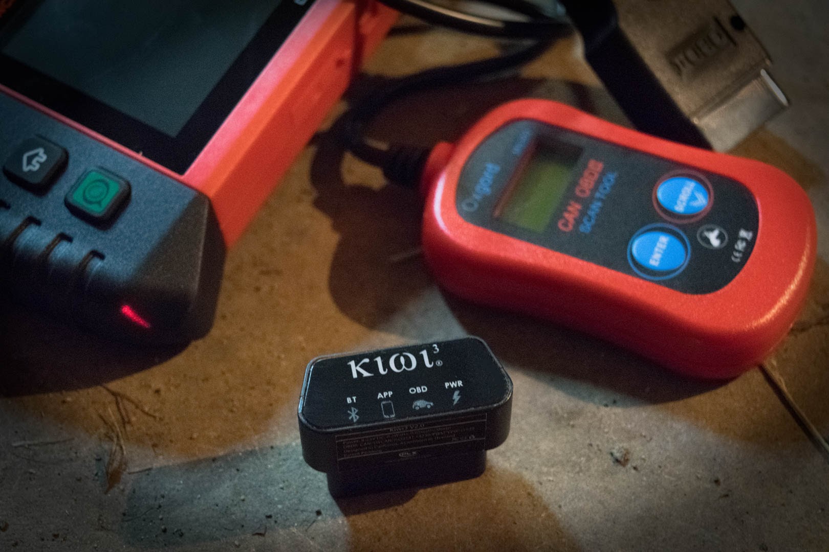 Auto Performance Insight: Kiwi 3 Bluetooth Scan Tool