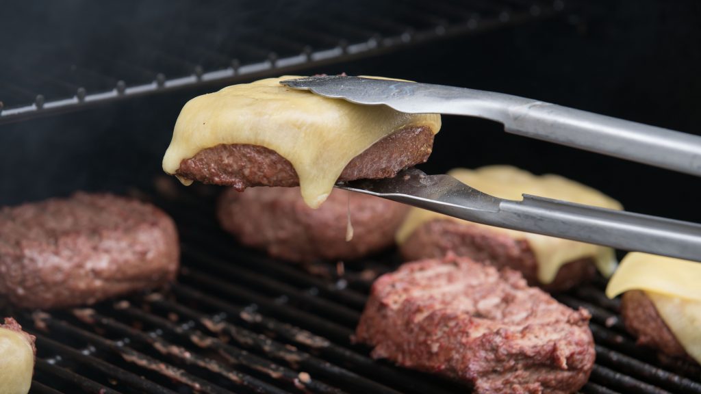 Electric grill, wireless meat thermometer, smart thermometer, Bluetooth, outdoor tech, home tech