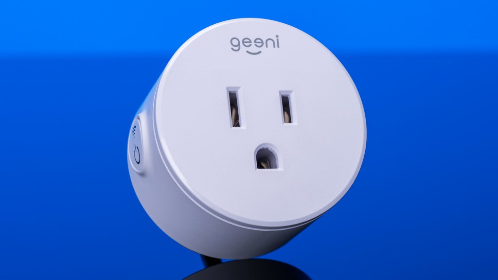 Geeni Spot smart plug is a low-cost option for a simple single-outlet Wi-Fi plug, which takes up the space of only one socket on the wall. Alexa, Google Assistant, and Cortana voice control are integrated.