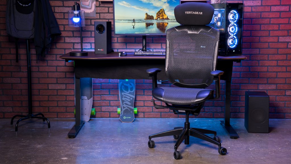 The Vertagear Triigger 350 gaming chair and the Triigger 350 Sc headrest combine for the ultimate ergonomic gaming setup.