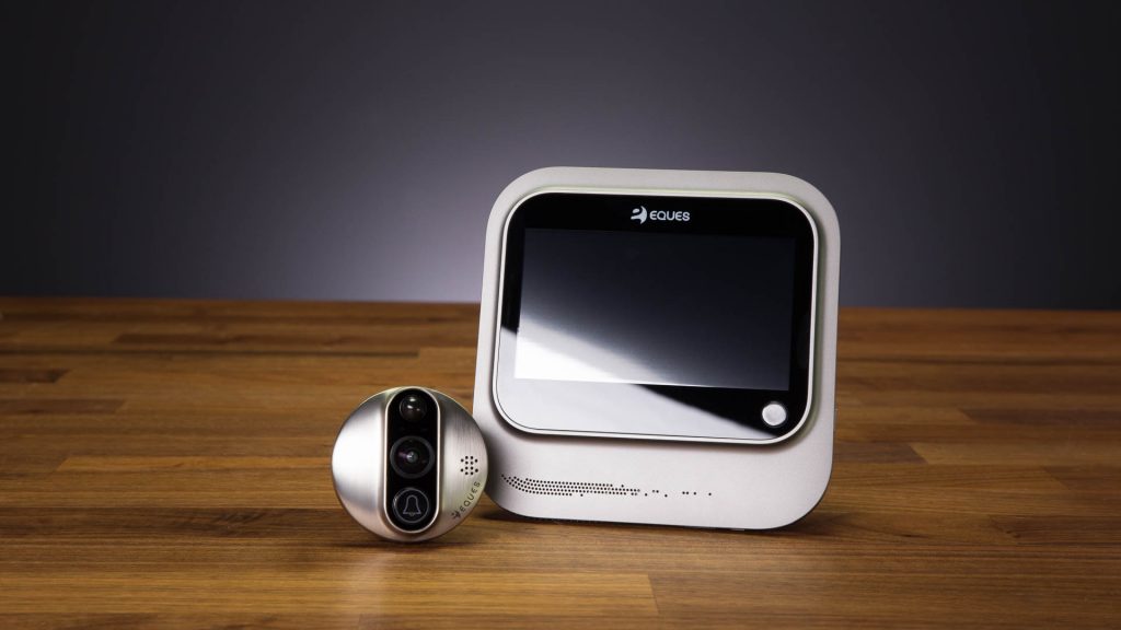 The Eques Veiu smart peephole brings the security of Wi-Fi surveillance with convenience of a CCTV display.