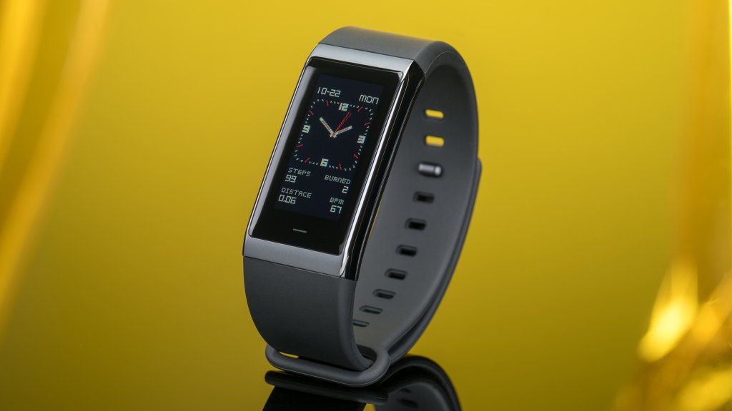 For those just getting into the activity tracker game, the Amazfit Cor offers a lower-cost option than the other smartwatches, however it still has functionalities for both. 