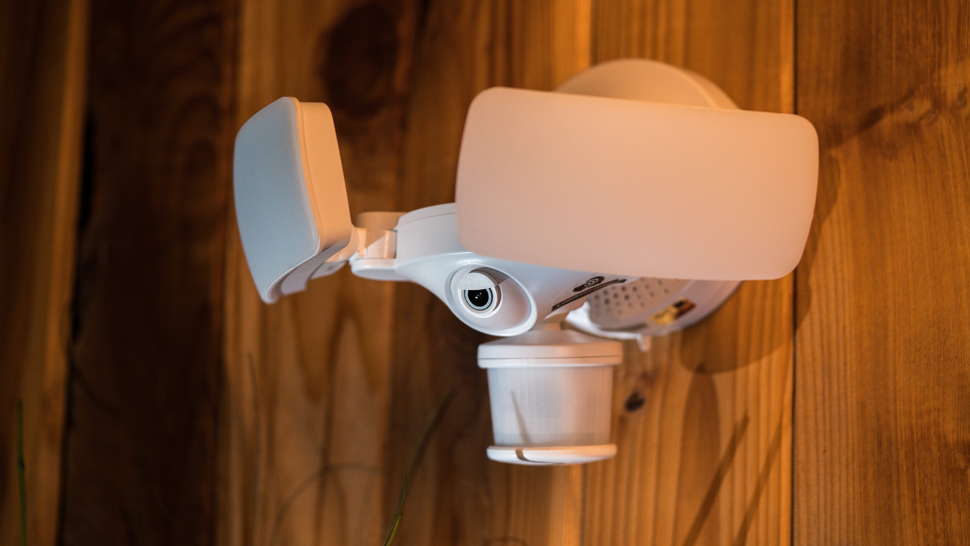 Smart Home security shines brightly with the Wi-Fi Maximus Camera Floodlight