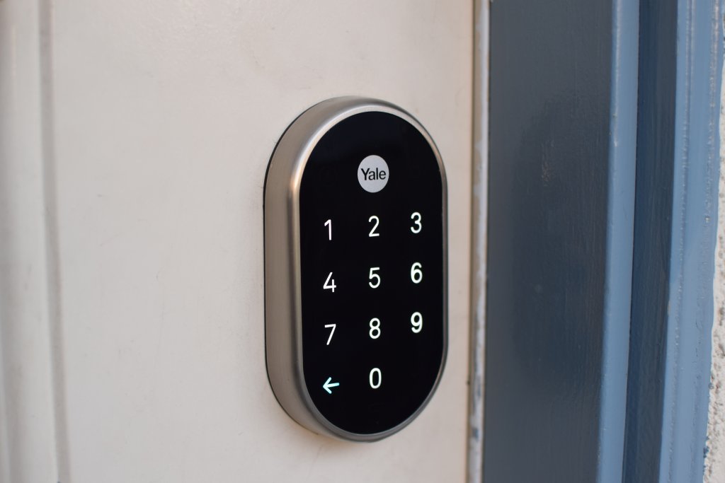 With a sleek design, relatively small footprint, easy interface and intuitive control the Nest x Yale smart lock is a good choice for those looking to build a connected Nest Smart Home.