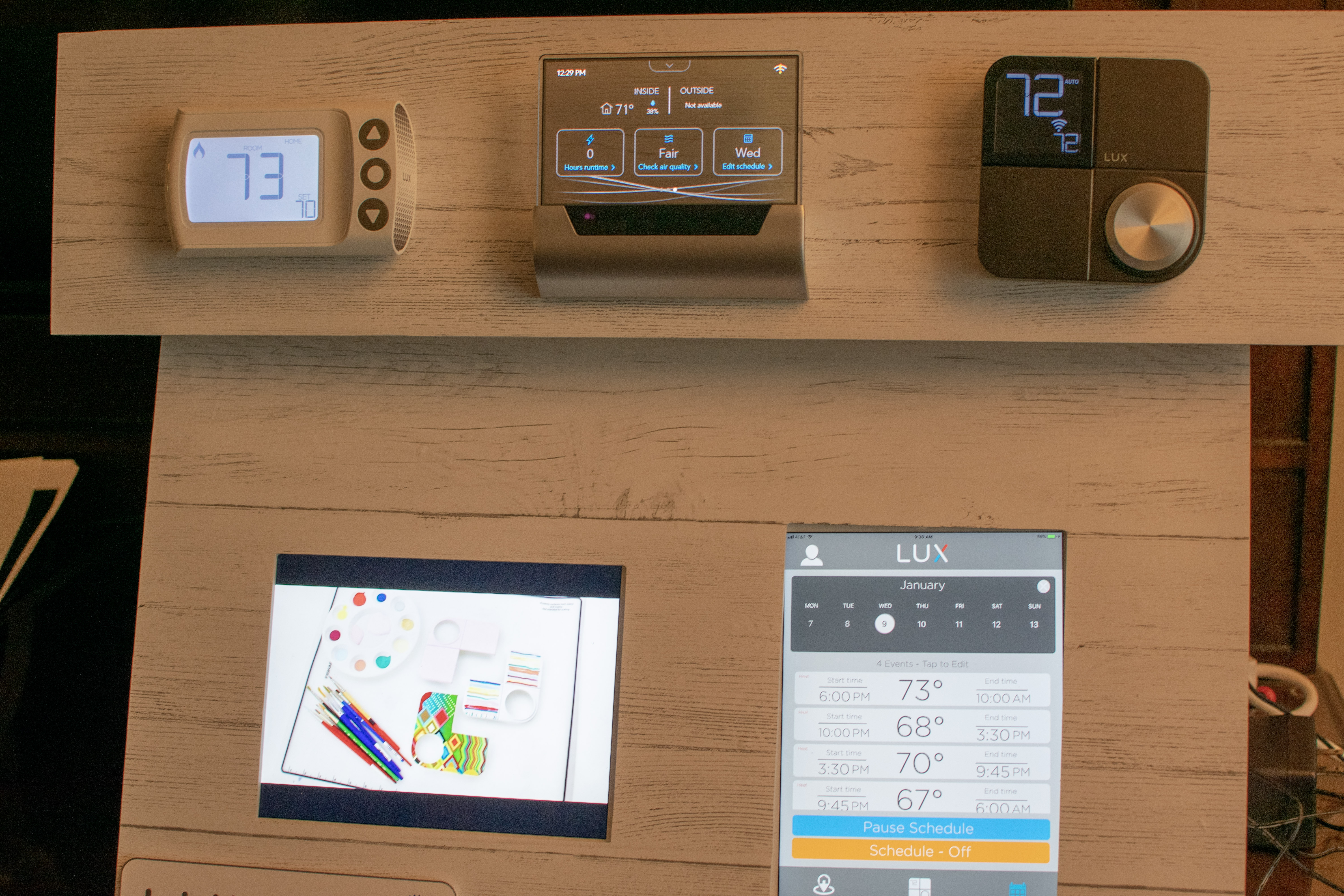 CES 2019: New smart thermostats deliver intelligence and style for the future