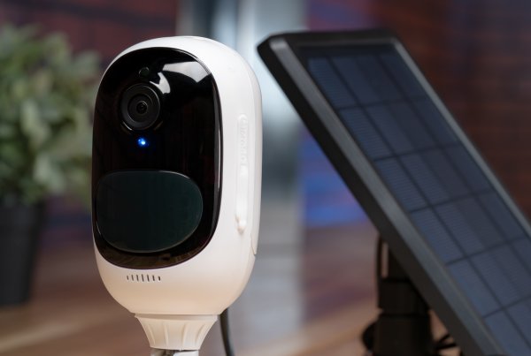 Smart surveillance made simple? Meet the Reolink Argus 2 wireless security camera, with a solar panel