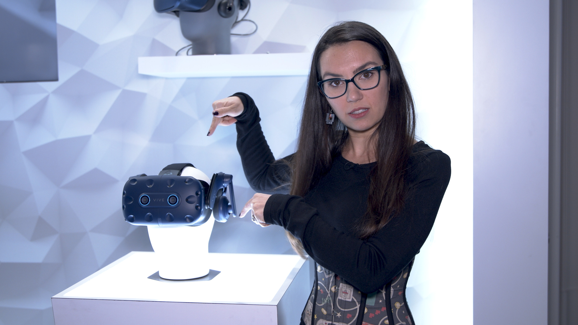 Hands-on with the Vive Pro Eye headset at CES 2019