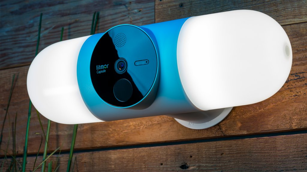 Litmor Capsule is a smart floodlight with AI motion and person detection, 180° FOV, 2K resolution, and 2400k LEDs.