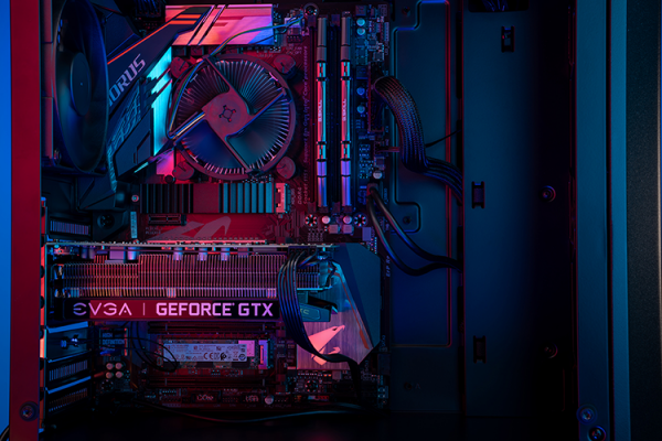 intel DIY pc build kit 1 - phanteks 1660 - Case full shot