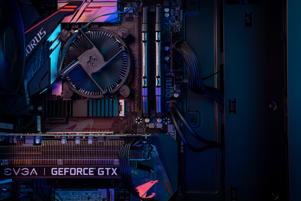 intel DIY pc build kit 1 - phanteks 1660 - Cool Case Inside
