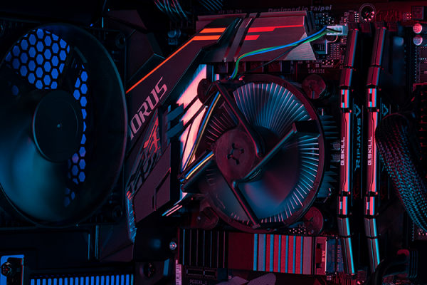 intel DIY pc build kit 1 - phanteks 1660 - Dark Fan