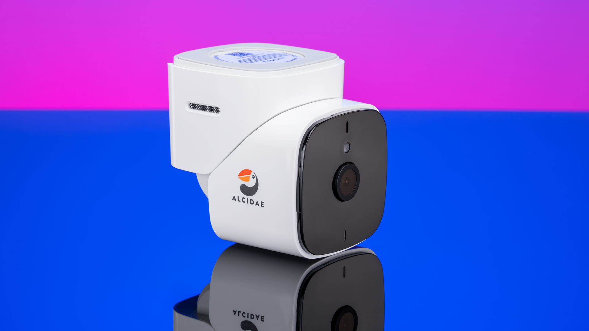 Alcidae Garager 2 – A Step-Above Smart Garage Opener
