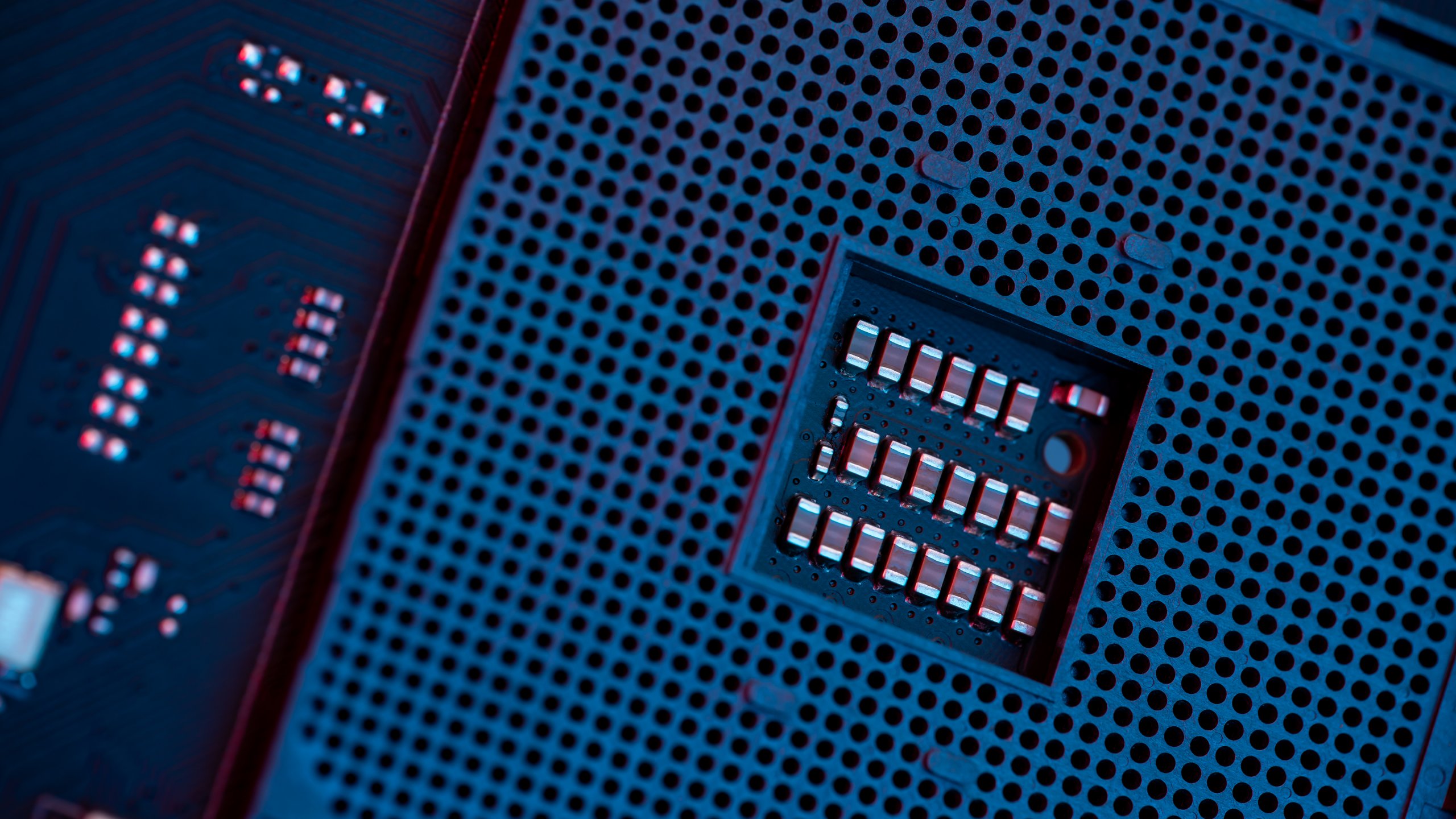 Tech and PC hardware wallpapers