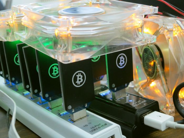 A rig for mining bitcoins