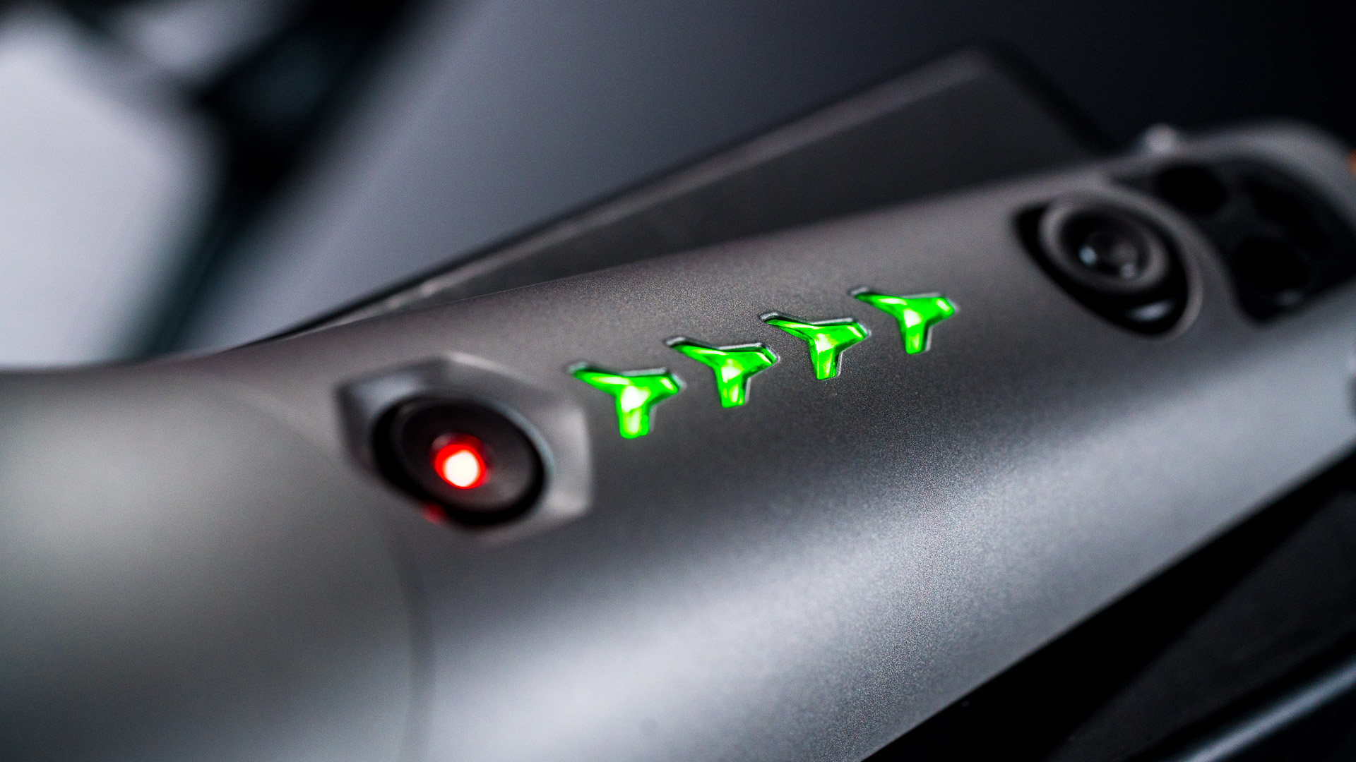 For content storage, the Inspire 2 has the standard MicroSD card, as well as DJI's CINESSD system. This allows a specific SSD to slot directly into the drone for an additional 120GB-480GB of storage.