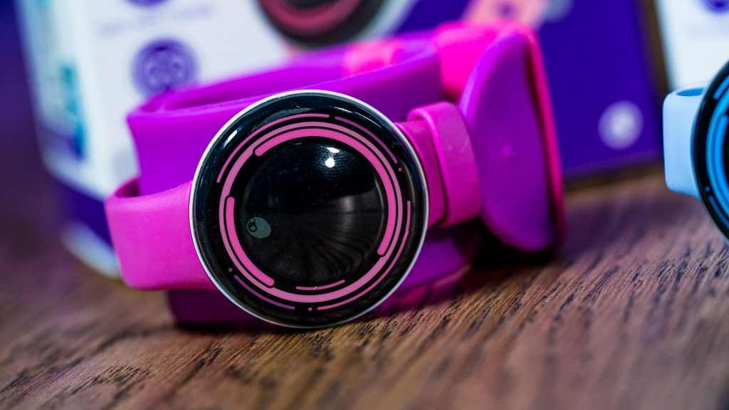 The PaiBand Kids Activity Tracker monitors steps, sleep schedule, heart rate, and organizing activities.