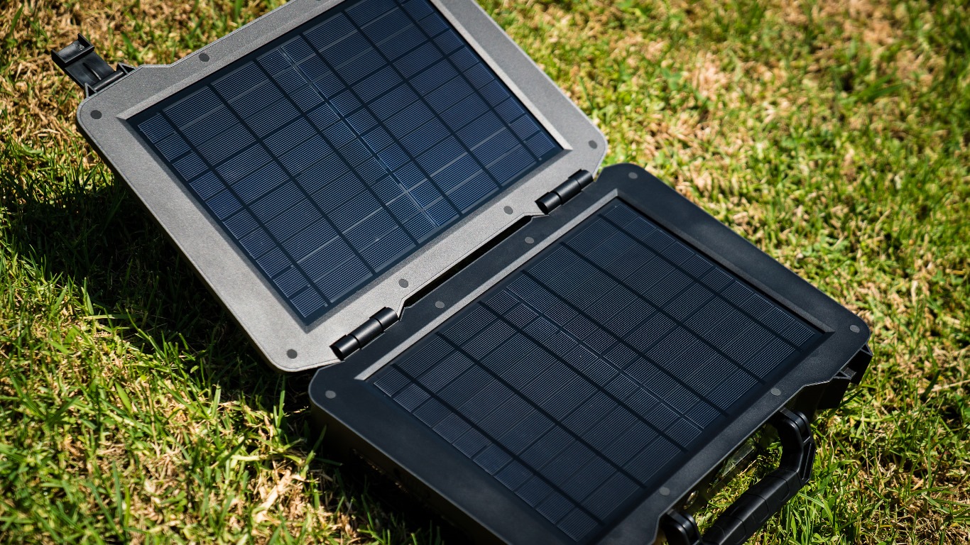 Phoenix Solar Generator creating energy
